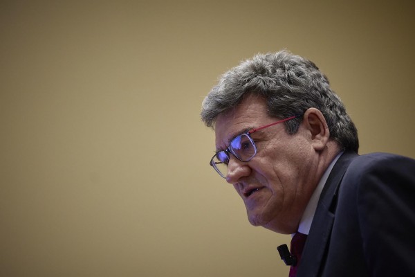 El Gobierno propone que el periodo de cálculo de la pensión suba cinco meses por año desde 2027 a 2038
