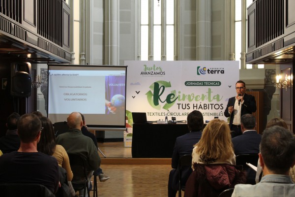 El Consorcio Terra organiza unas jornadas para mejorar la gestión de residuos textiles