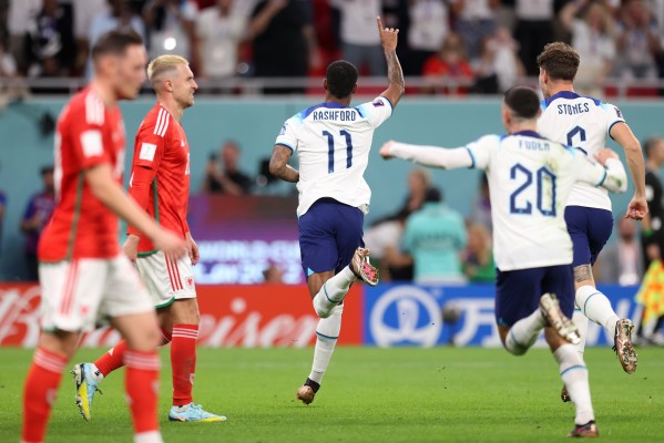 Rashford alimenta a Inglaterra