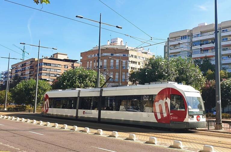 El pleno de Alboraia aprueba por unanimidad una moción para ampliar el servicio de Metrovalencia
