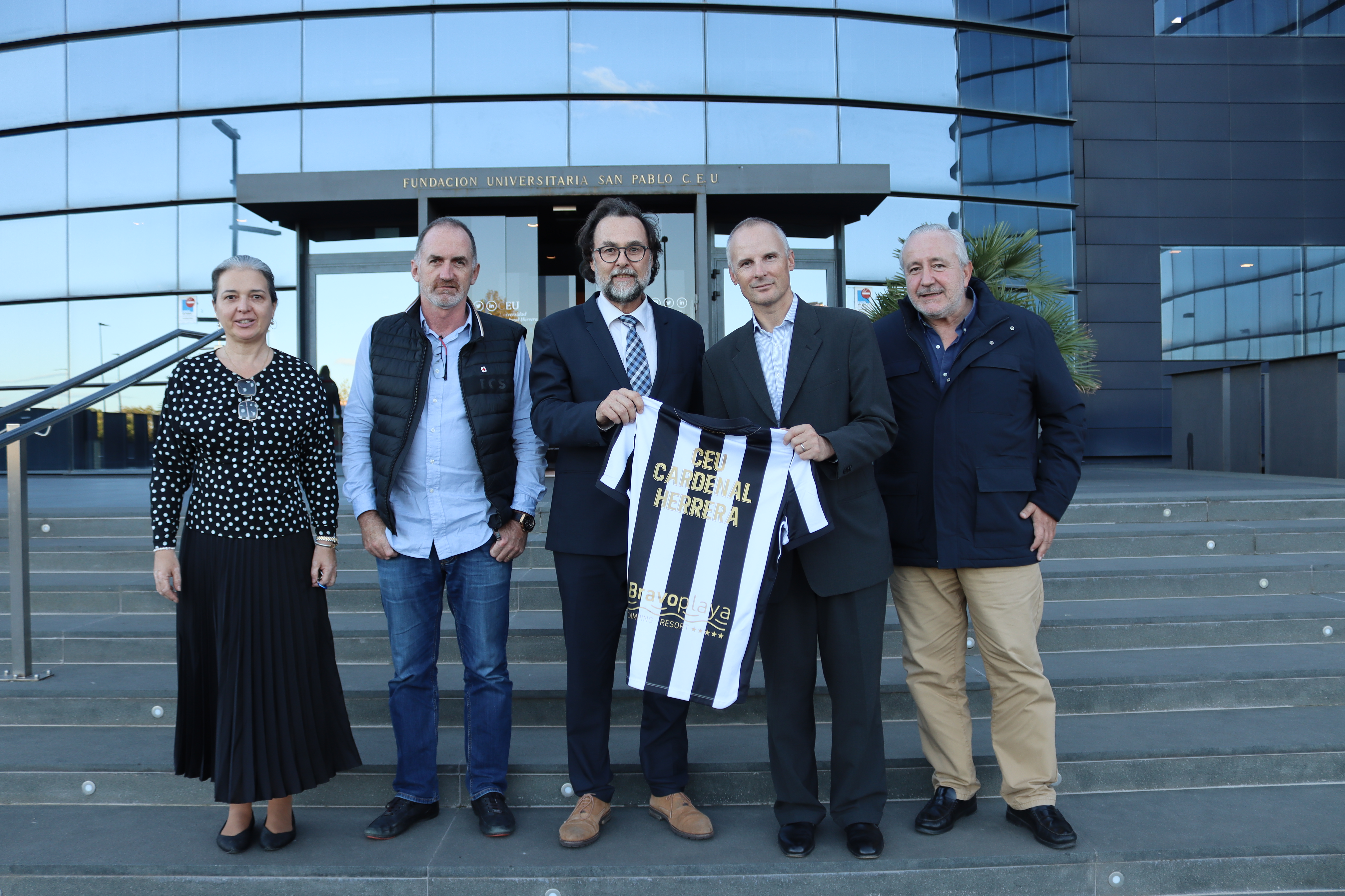 El Castellón realiza una visita institucional a la Universidad CEU Cardenal Herrera 