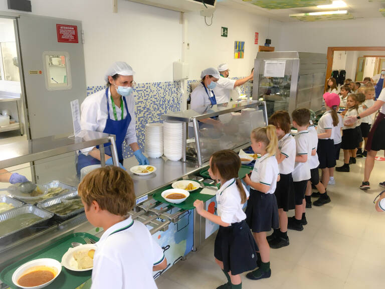 La ponderación del precio en las licitaciones de menús de colegios y hospitales no superará el 20% 