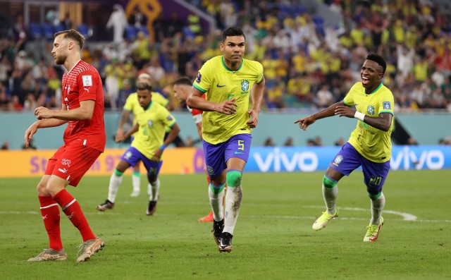 Brasil vence in extremis a Suiza y ya está en octavos