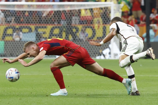 Morata, Alba y Dani Olmo suben la nota
