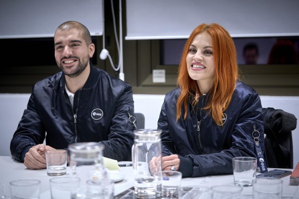 Astronautas españoles ensalzan el talento europeo pero critican la burocracia frente a EEUU