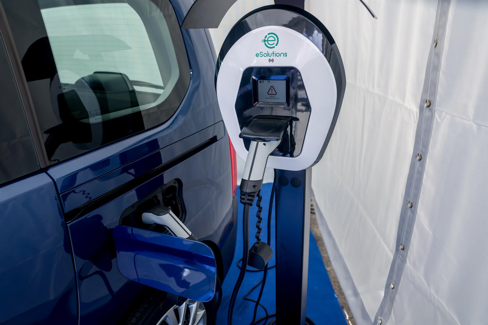 El 90% de la infraestructura de recarga de eléctricos en España será de fabricación nacional