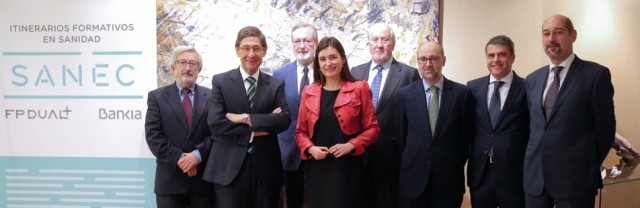 Bankia firma un acuerdo con la Red de Centros de Investigación Sanitaria de la Comunitat para becar a 26 alumnos
 