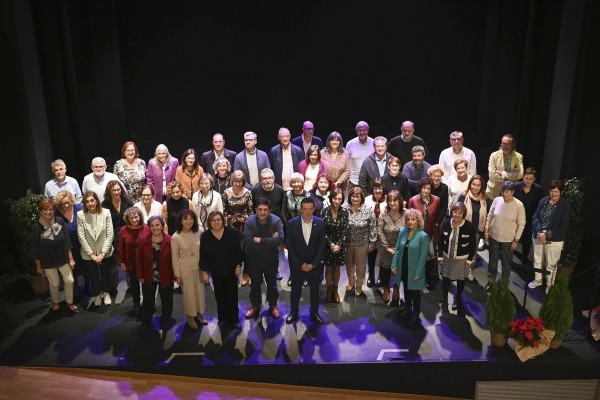 Castelló homenajea al profesorado jubilado para abrir la Semana de las Ciudades Educadoras