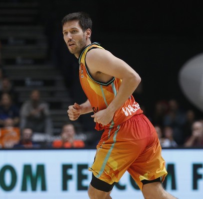 Van Rossom será operado de la rodilla derecha con perspectiva incierta

