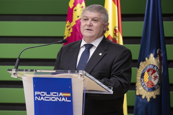 Vélez debe seguir