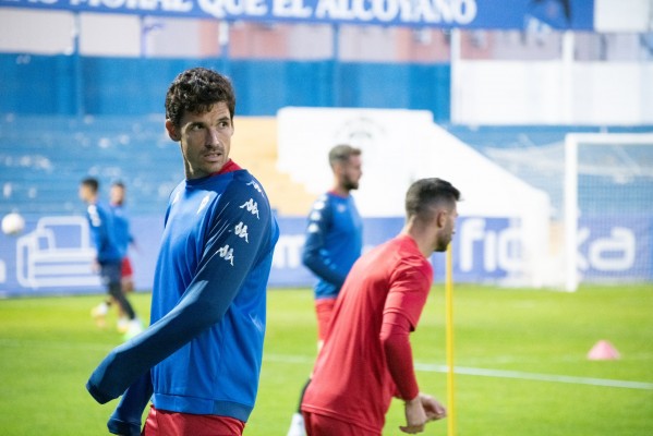 El Alcoyano abre el fuego