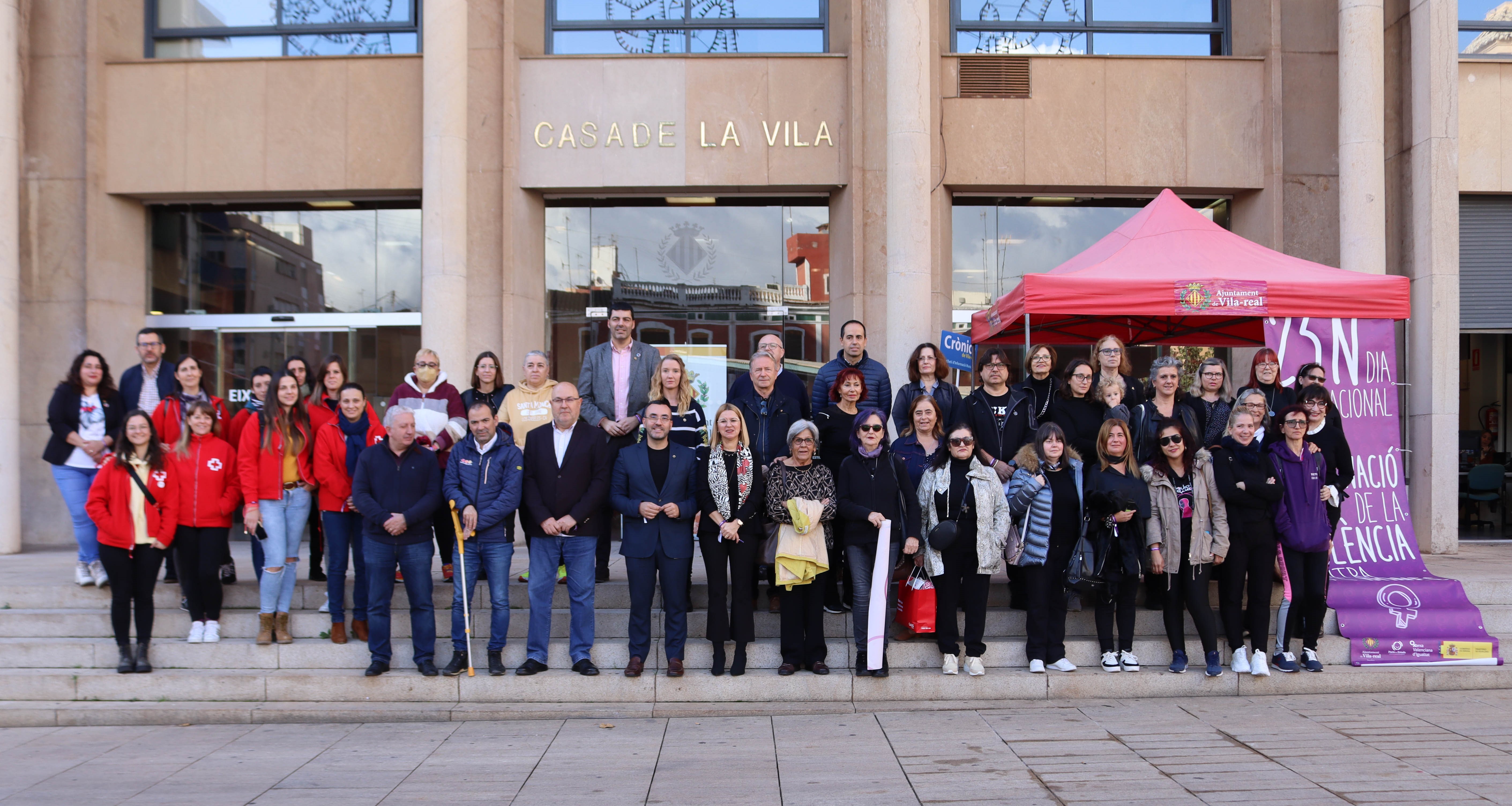 Vila-real clama unida contra les violències masclistes