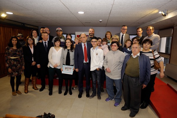 APSA presenta su Calendario Solidario 2017, en su décimo segunda edición