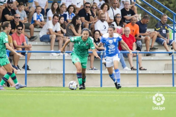 El Levante de la murciana Silvia Lloris, rival del Alhama CF en octavos de la Copa de la Reina