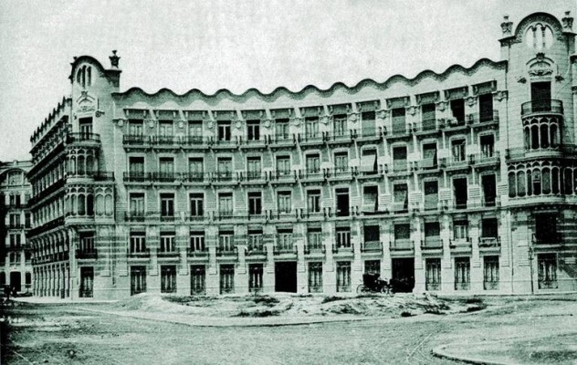 Ferits de Lletra: La ciutat i la memòria