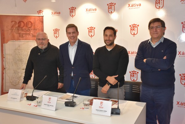 Ayuntamiento y Amics de La Costera conmemoran el bicentenario de la provincia de Xàtiva
