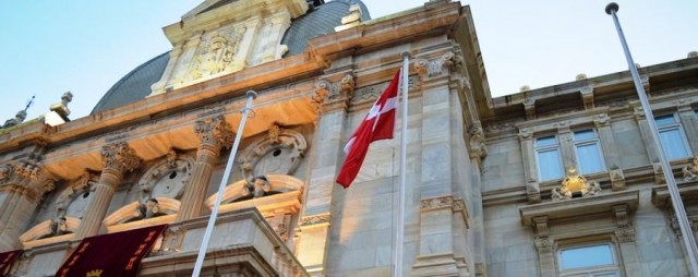 Una gran bandera de la provincia marítima de Cartagena ondeará en el Puerto una vez remodelado