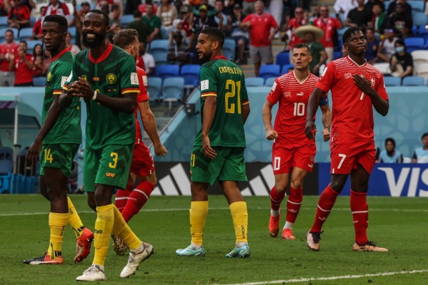 Embolo doma para Suiza a 'su' Camerún

