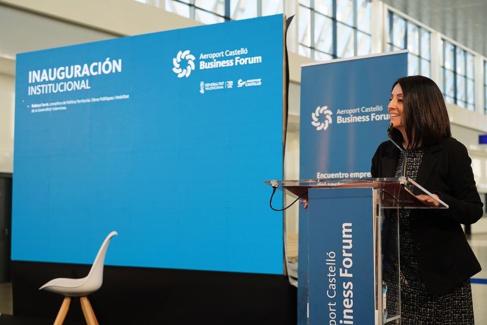 La Generalitat activa este viernes la lanzadera entre el aeropuerto y la estación de Torreblanca