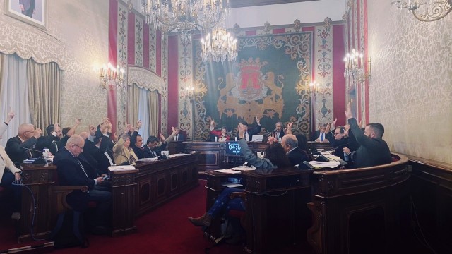 Alicante asume el servicio de comidas a domicilio ‘Menjar a casa’ para mayores por 1,1 millones