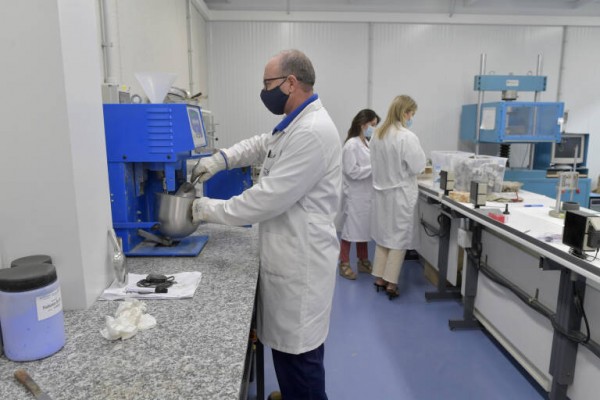 El gasto en I+D por murciano se sitúa 130 euros por debajo de la media española