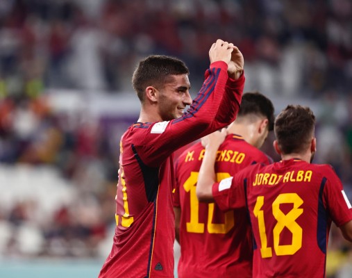 Ferrán Torres se afianza como máximo goleador valenciano con la selección
