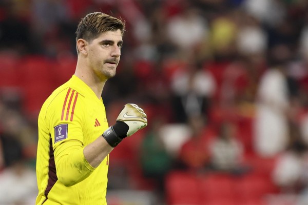 Bélgica solventa con apuros su debut ante Canadá

