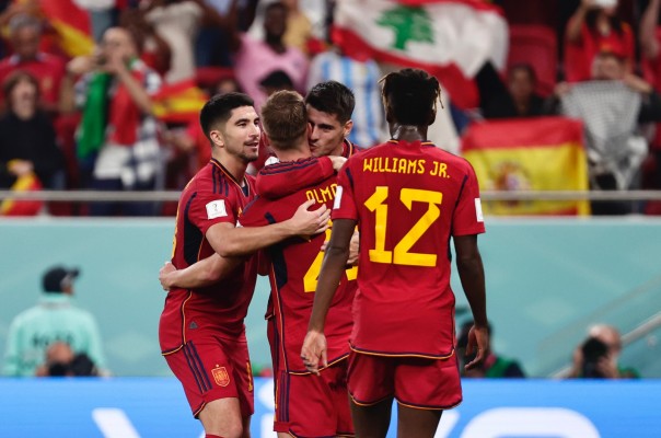 Pau Torres y Yeremy Pino, sin minutos en la histórica goleada de España ante Costa Rica 