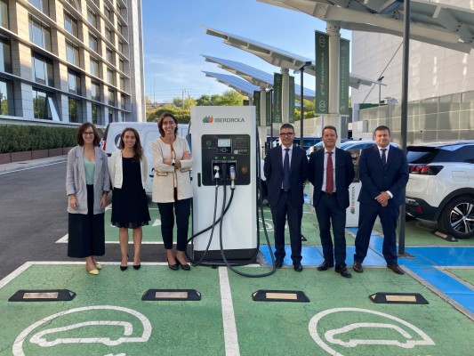 Iberdrola instala cargadores rápidos para vehículos eléctricos en Almassora, Castelló y Vila-real