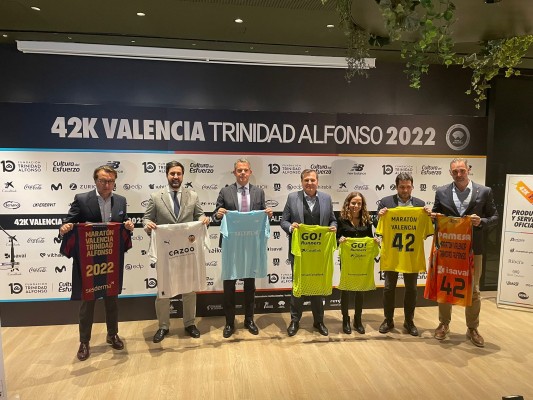 Los clubes élite valencianos apoyan al Maratón Valencia antes de su especial 42ª edición