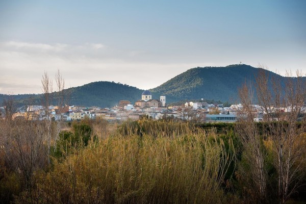 Tres mil personas en viviendas irregulares en Vilamarxant: avanza el proceso de legalización