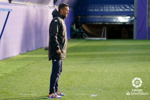 El Lugo, que tuvo a Alessio en la recámara, cesa a Hernán Pérez antes de recibir al Levante
