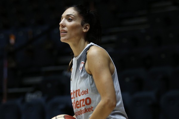 Cristina Ouviña recae de su lesión muscular 