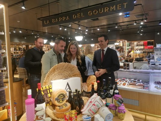 Un escaparate para sesenta productos artesanos 'gourmet' de la Región