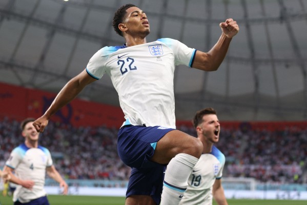 Inglaterra se da un festín ante Irán, Países Bajos vence a Senegal y Estados Unidos y Gales empatan