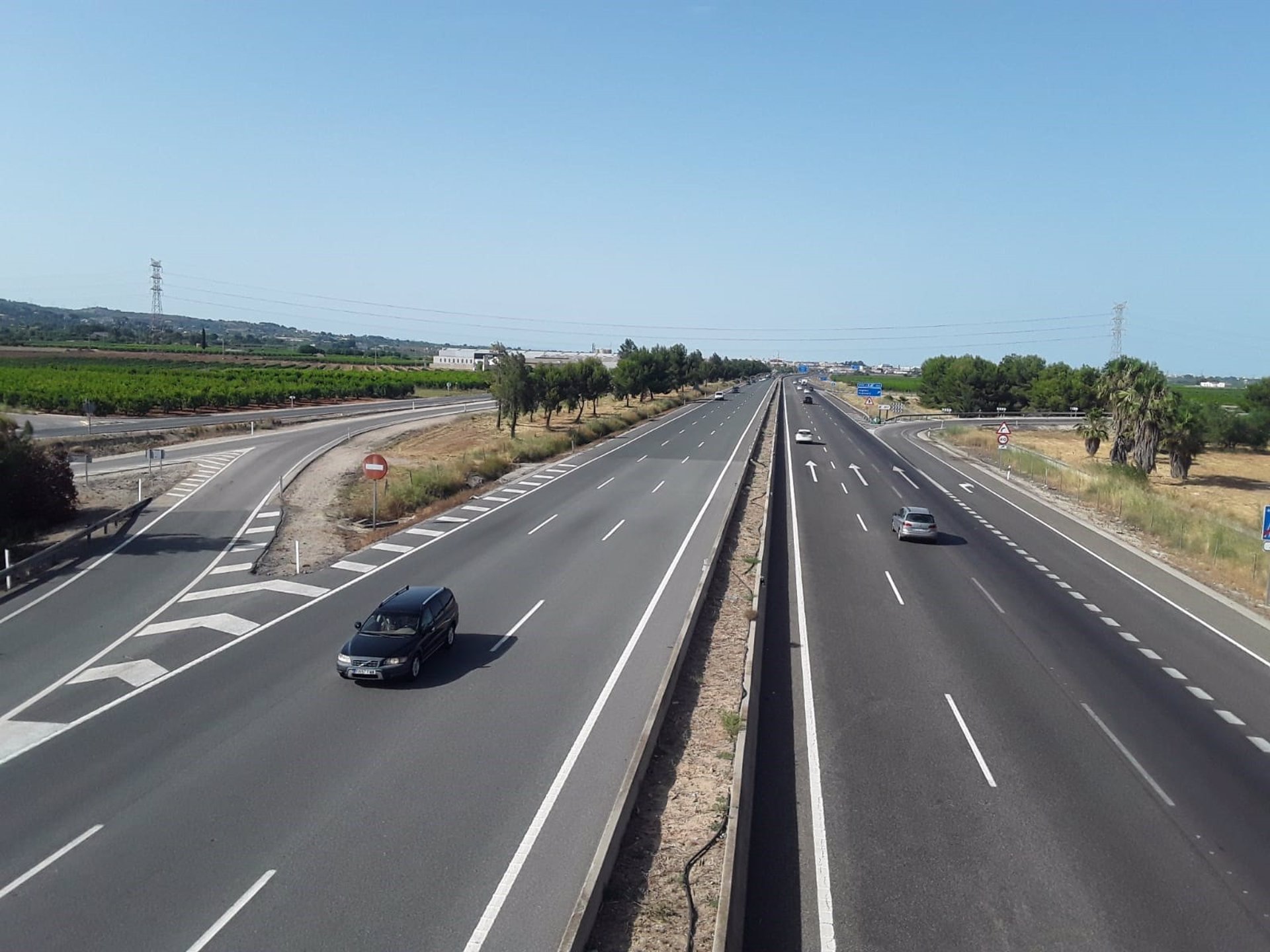 Mitma licita por 24,5 millones un contrato de explotación en carreteras del Estado