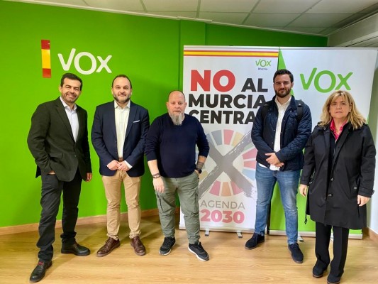 Vox exige a Ballesta eliminar el Plan de Movilidad de Serrano como condición para pactar en 2023