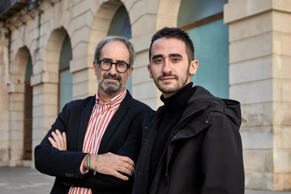 Xavier Mas y Jordi Sebastià, ganadores de los premios literarios Ciutat de Gandia 2022
