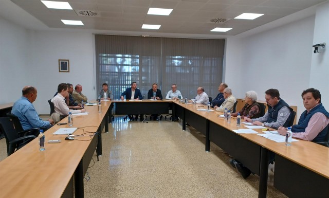 La CARM y los ganaderos piden al Ministerio modificar el plan que recorta ayudas hasta en 366.000 euros