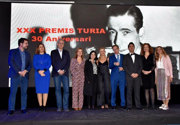 Darias recoge el Premio Turia a la Mejor Contribución Social por la línea 024 contra el suicidio