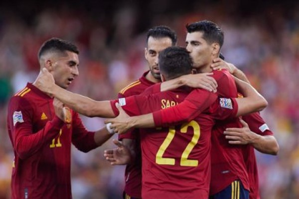 La joven España desafía a las favoritas en el Mundial más polémico