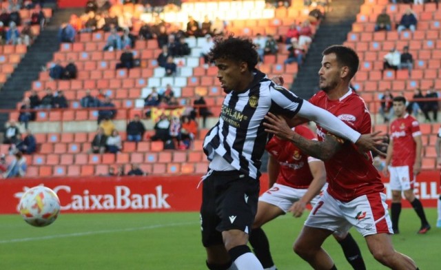 El Castellón no encuentra premio a su dominio y sufre su segunda derrota de la temporada 