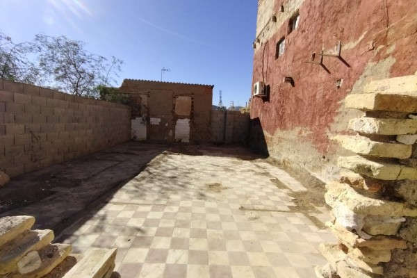 Sanidad ordena nuevas ejecuciones subsidiarias para mantener salubres los solares de Cartagena