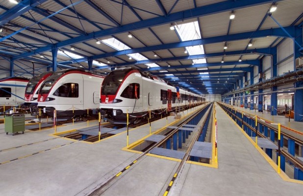 De 'Vossloh España' a 'Stadler Valencia': el nuevo dueño pone a la industria el nombre de la ciudad