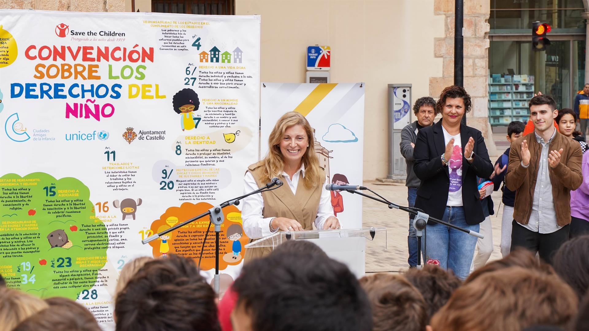 Castelló celebra el Día de los Derechos de la Infancia con la lectura plurilingüe del decálogo