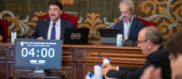 El Gobierno impugna el acuerdo de Alicante para el desarrollo de la carrera de los funcionarios 