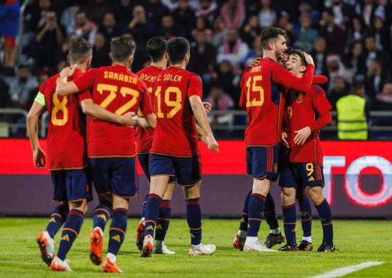 España aprovecha la parada en Jordania

