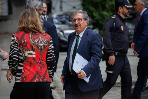 El presidente interino del CGPJ dice a las víctimas que ningún 