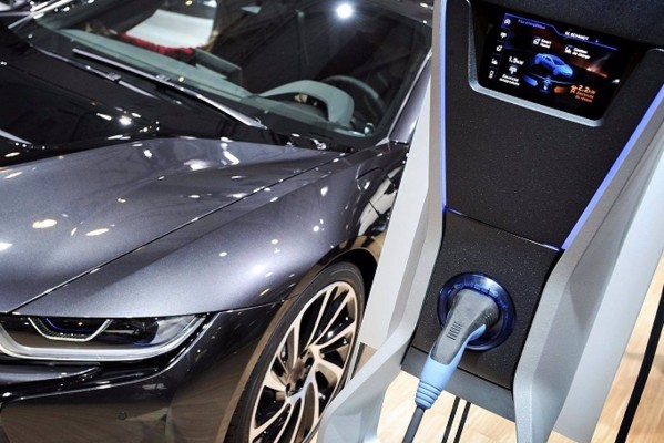 España, a la cola europea en penetración del coche eléctrico, solo por delante de Chequia y Hungría