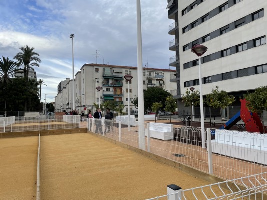 Así es la regeneración de las primeras parcelas de San Antón en Elche: áreas verdes, gimnasio o petanca